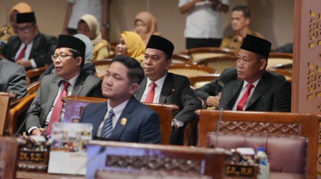 Andie Dinialdie, Raden Gempita, H Nopianto dan H M Ilyas Panji Alam Resmi Dilantik Sebagai Pimpinan DPRD Prov Sumsel Masa Jabatan 2024-2029