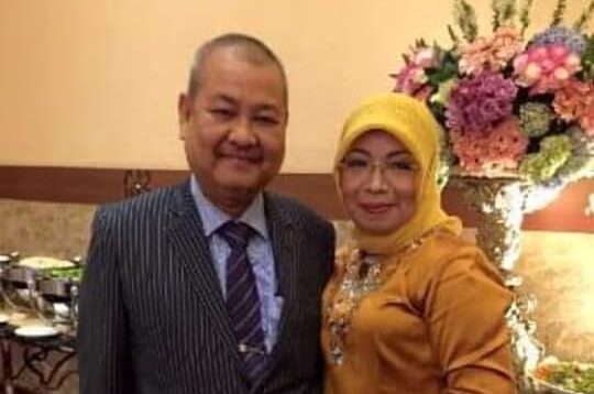 Chairul S Matdiah dan Istri