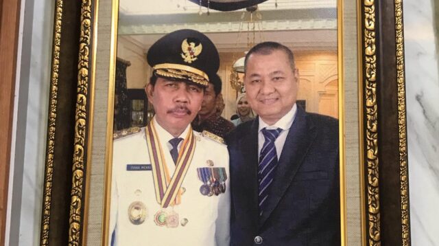 Chairul S Matdiah bersama Ishak Mekki saat menjabat Wakil Gubernur Sumsel Periode 2013-2018. (FOTO: SS 1/IST).