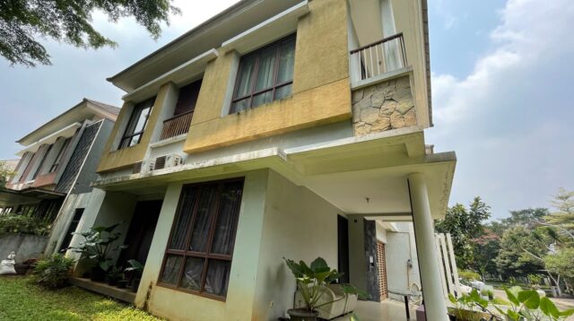 AGUNAN---Dua aset PT Coffindo yang dijaminkan ke Bank Sumsel Babel, yaitu sebuah tanah di Medan dan rumah di Tangerang. (FOTO: IST).